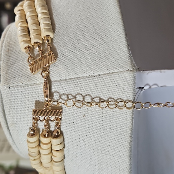 Multicolor Beaded Necklace - Picture 2 of 2